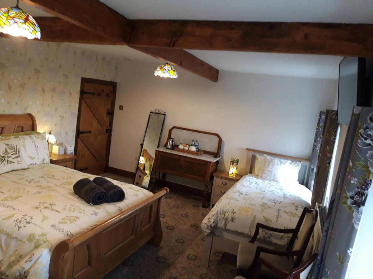 Upper Eyton Farmhouse B&B Alberbury Buitenkant foto