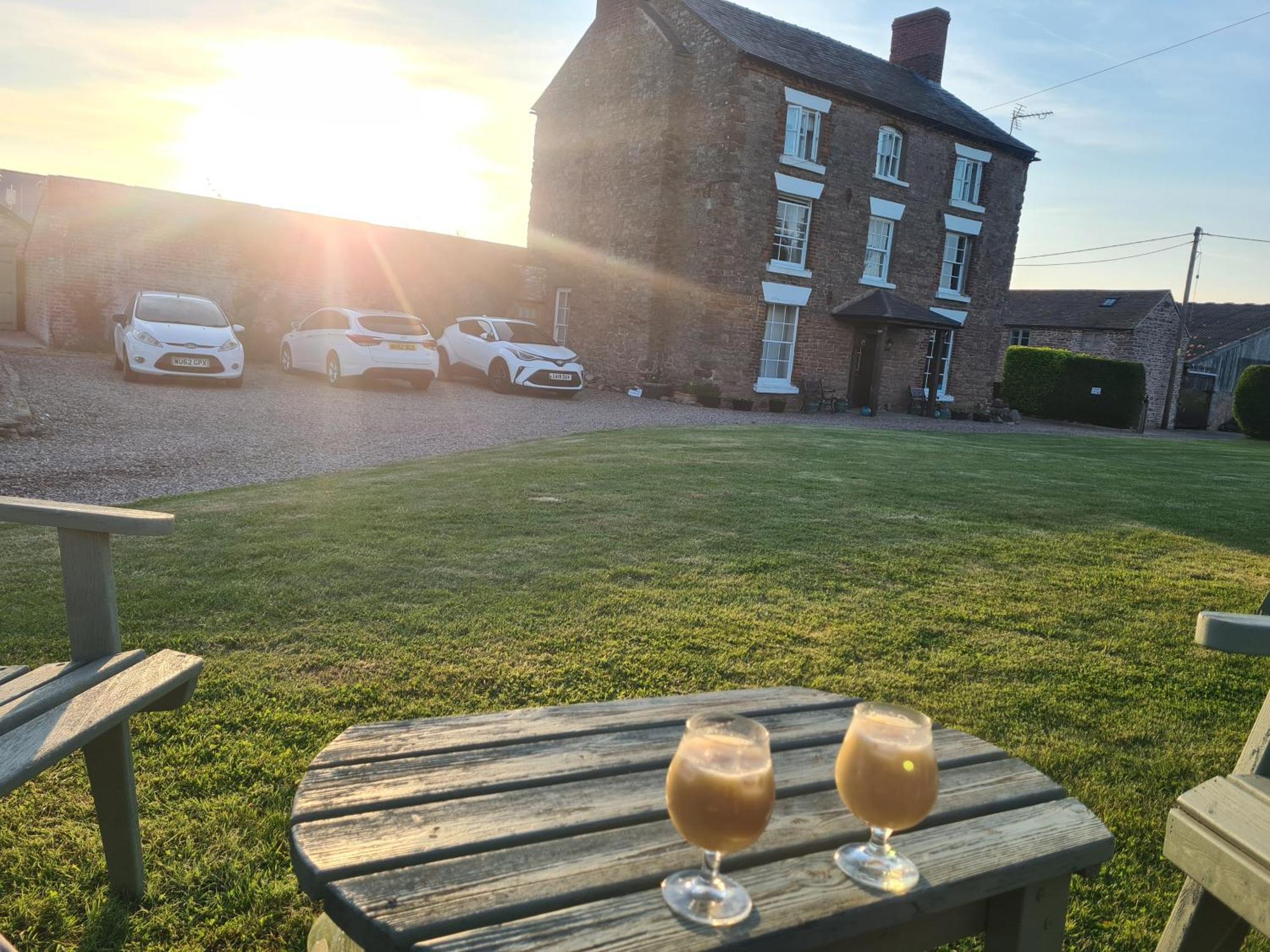 Upper Eyton Farmhouse B&B Alberbury Buitenkant foto